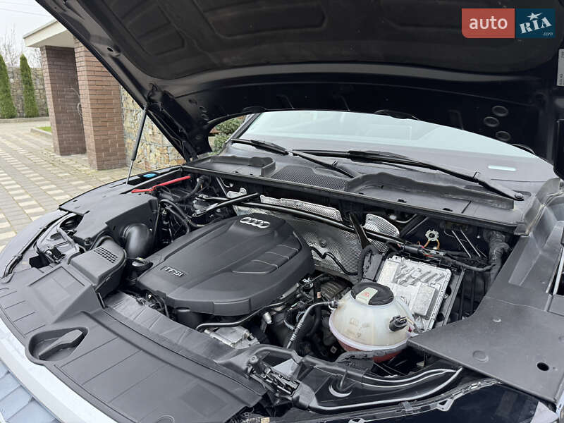 Позашляховик / Кросовер Audi Q5 2018 в Стрию