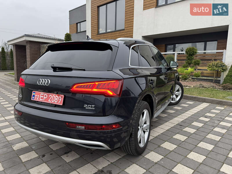 Позашляховик / Кросовер Audi Q5 2018 в Стрию
