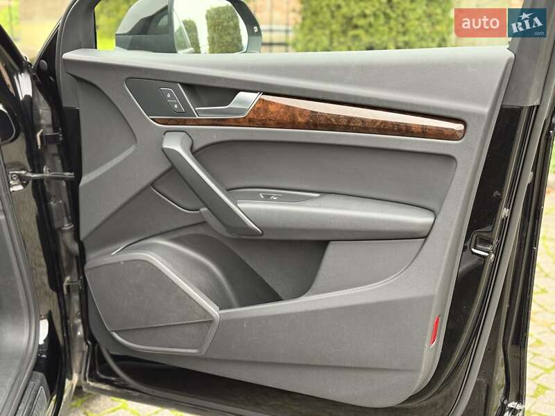 Внедорожник / Кроссовер Audi Q5 2017 в Львове фото 75 Внедорожник / Кроссовер Audi Q5 2017 в Львове