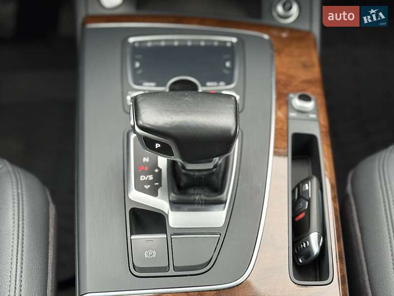 Внедорожник / Кроссовер Audi Q5 2017 в Львове фото 96 Внедорожник / Кроссовер Audi Q5 2017 в Львове