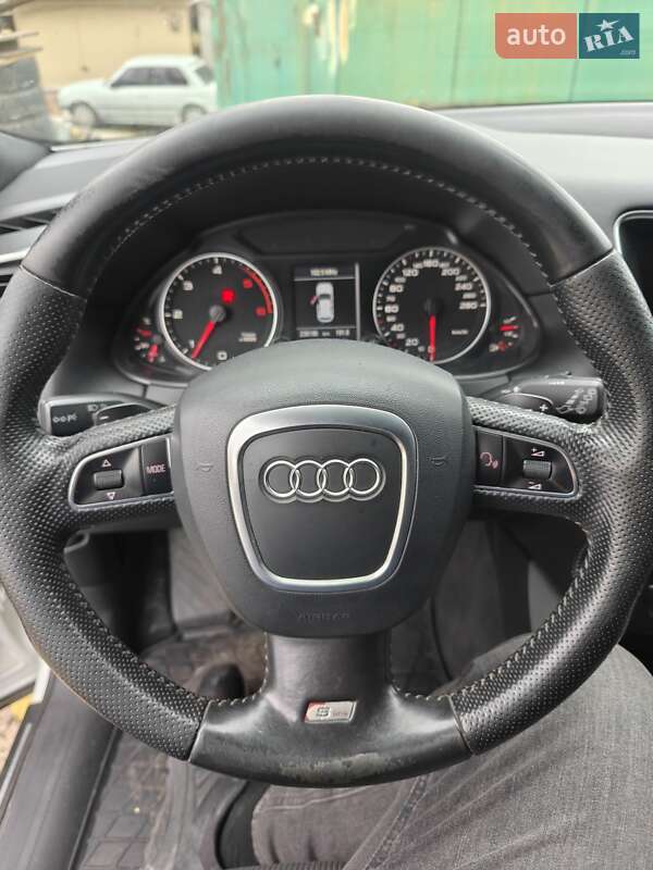Позашляховик / Кросовер Audi Q5 2011 в Дніпрі фото 11 Позашляховик / Кросовер Audi Q5 2011 в Дніпрі