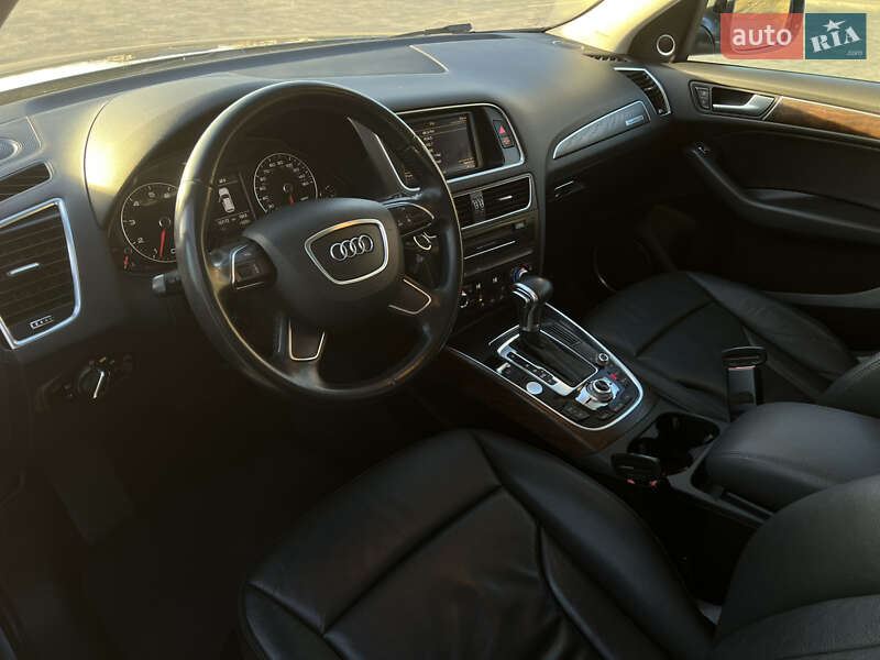 Позашляховик / Кросовер Audi Q5 2013 в Львові