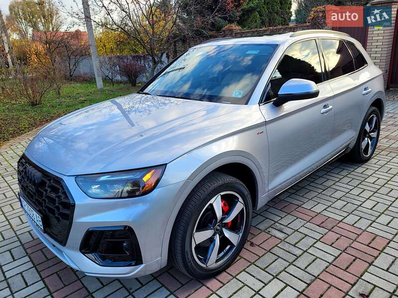 Внедорожник / Кроссовер Audi Q5 2024 в Запорожье