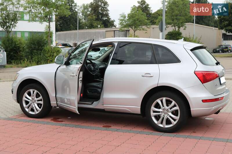 Позашляховик / Кросовер Audi Q5 2011 в Києві фото Позашляховик / Кросовер Audi Q5 2011 в Києві