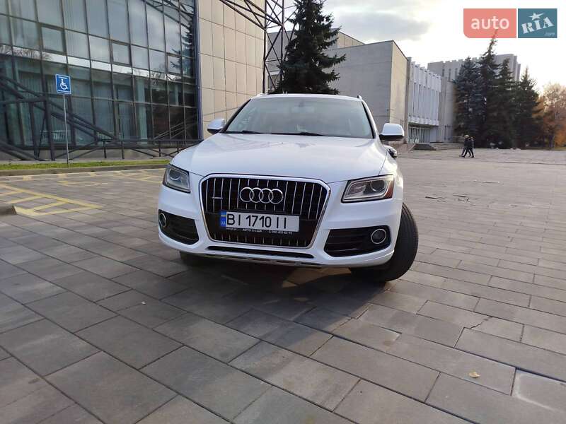 Внедорожник / Кроссовер Audi Q5 2014 в Полтаве