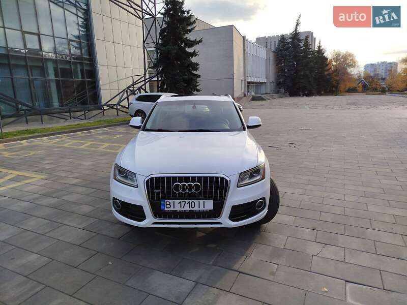 Внедорожник / Кроссовер Audi Q5 2014 в Полтаве