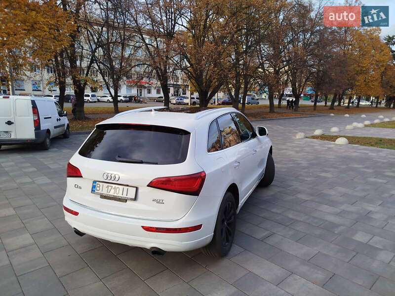 Внедорожник / Кроссовер Audi Q5 2014 в Полтаве