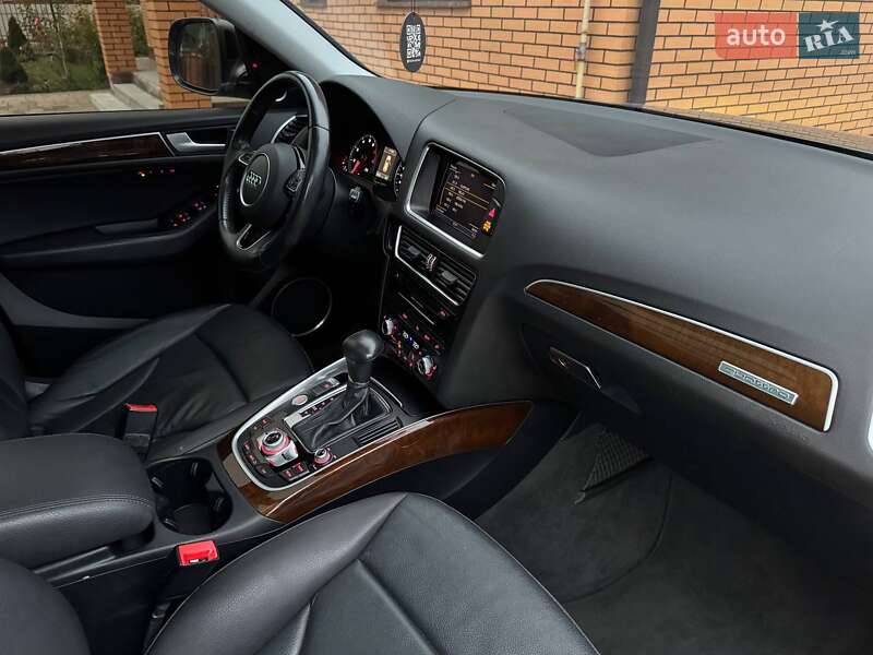 Позашляховик / Кросовер Audi Q5 2015 в Луцьку фото 17 Позашляховик / Кросовер Audi Q5 2015 в Луцьку