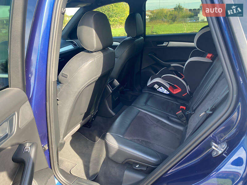 Позашляховик / Кросовер Audi Q5 2015 в Одесі