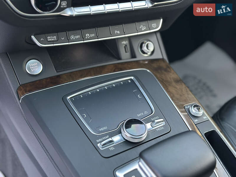 Позашляховик / Кросовер Audi Q5 2018 в Дубні фото 37 Позашляховик / Кросовер Audi Q5 2018 в Дубні