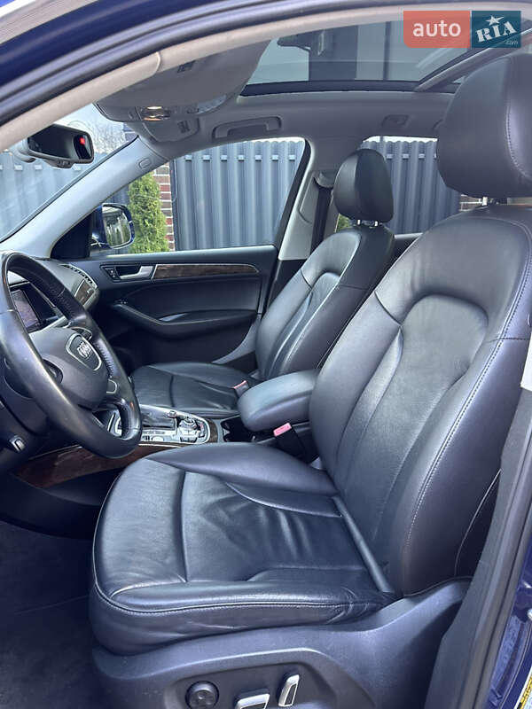 Позашляховик / Кросовер Audi Q5 2015 в Києві