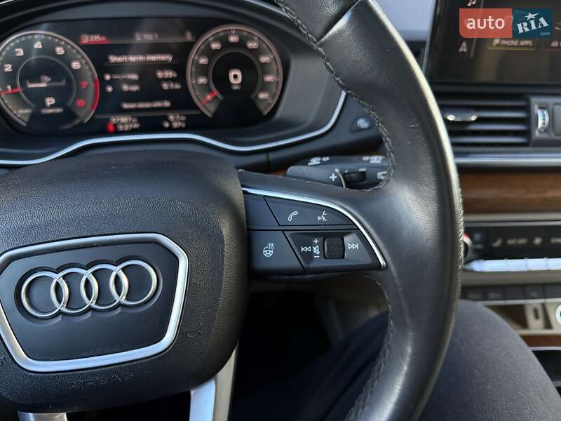 Позашляховик / Кросовер Audi Q5 2021 в Львові