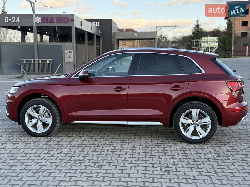 Позашляховик / Кросовер Audi Q5 2017 в Львові