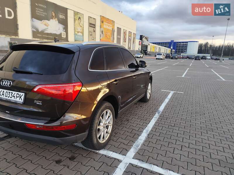 Позашляховик / Кросовер Audi Q5 2011 в Києві