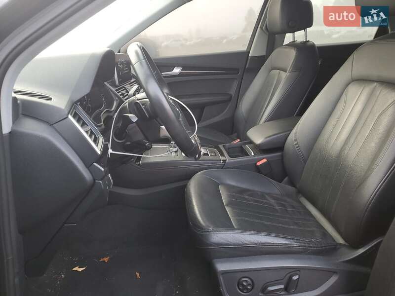 Внедорожник / Кроссовер Audi Q5 2019 в Львове