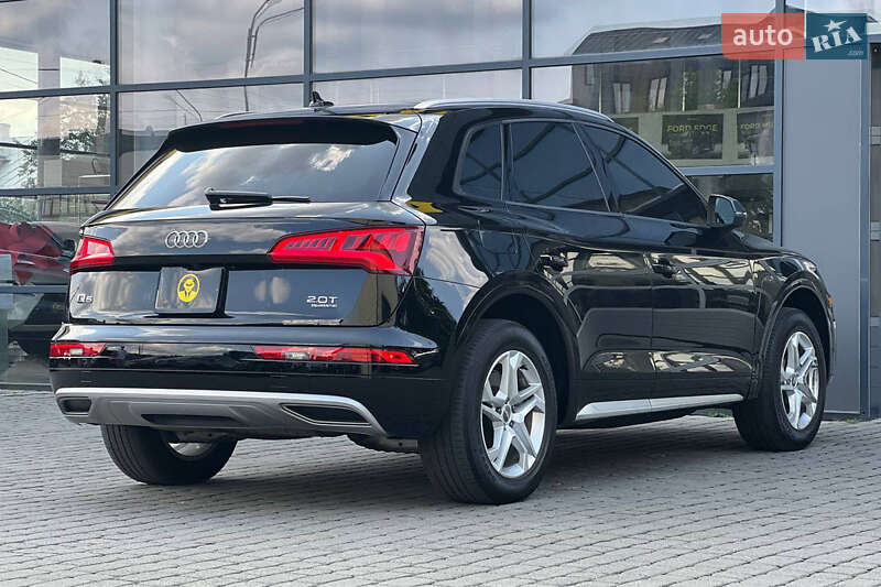 Позашляховик / Кросовер Audi Q5 2017 в Івано-Франківську