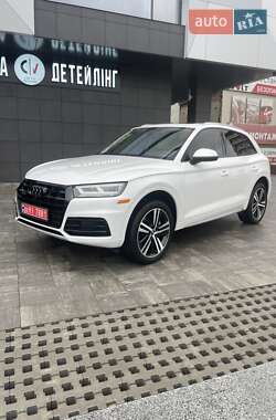 Внедорожник / Кроссовер Audi Q5 2017 в Харькове