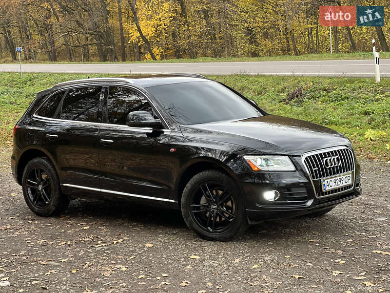 Позашляховик / Кросовер Audi Q5 2015 в Луцьку