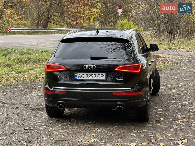 Позашляховик / Кросовер Audi Q5 2015 в Луцьку