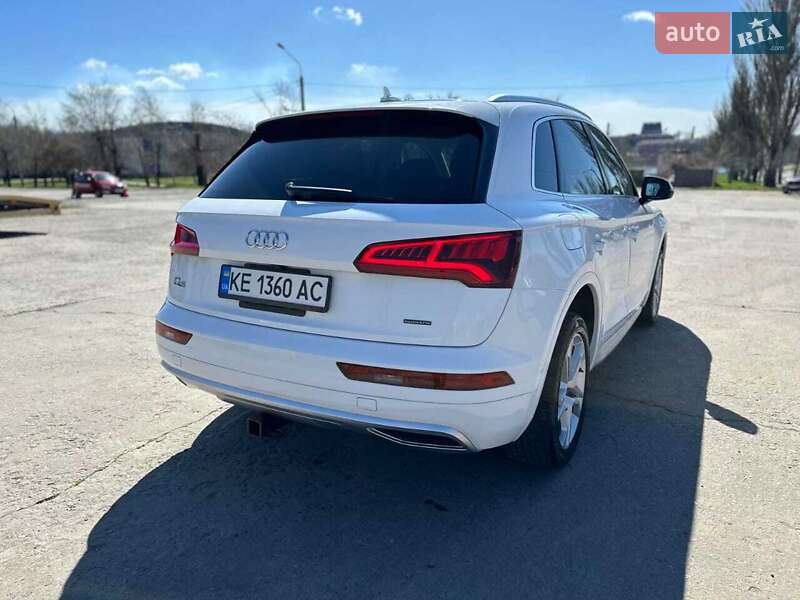 Позашляховик / Кросовер Audi Q5 2019 в Кривому Розі