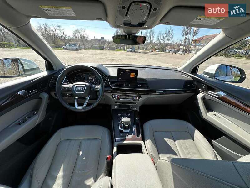 Позашляховик / Кросовер Audi Q5 2019 в Кривому Розі