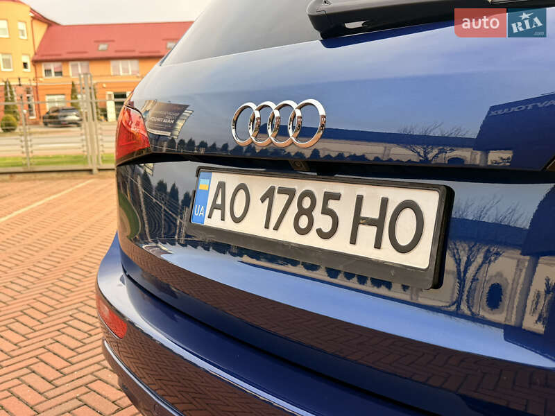 Позашляховик / Кросовер Audi Q5 2012 в Мукачевому