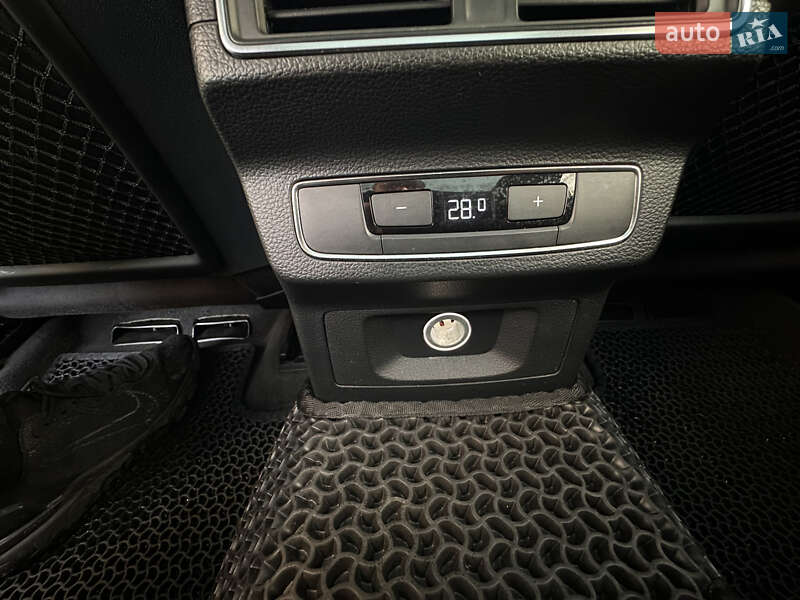 Внедорожник / Кроссовер Audi Q5 2017 в Каменском