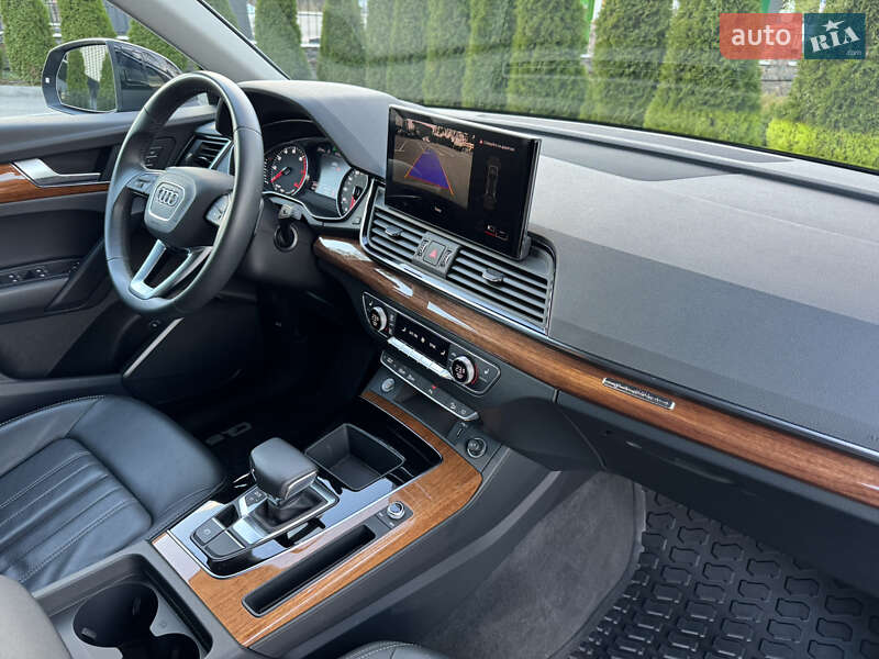 Внедорожник / Кроссовер Audi Q5 2023 в Киеве