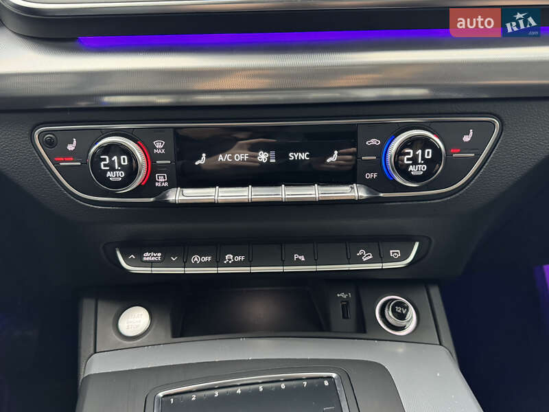 Позашляховик / Кросовер Audi Q5 2019 в Києві