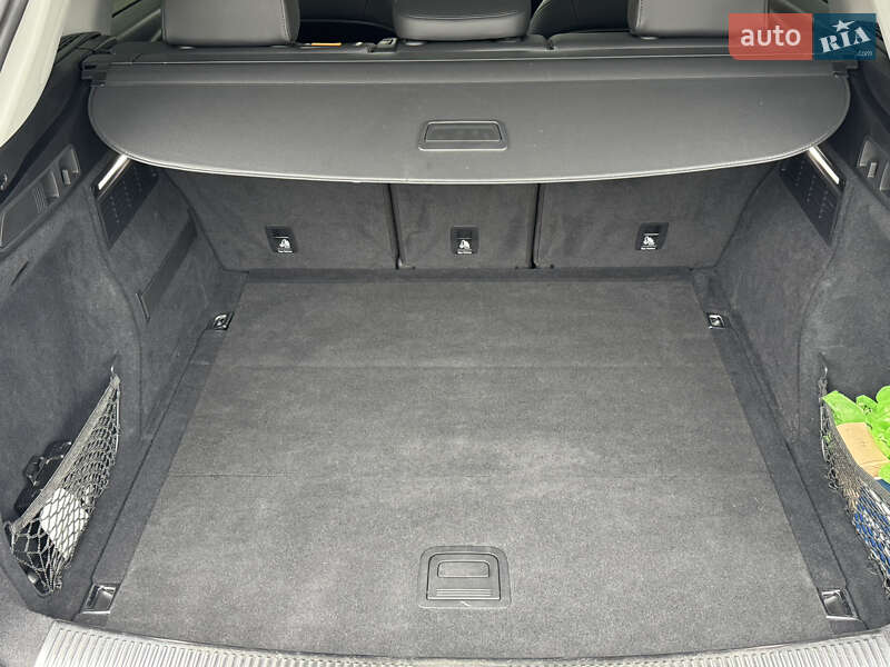 Позашляховик / Кросовер Audi Q5 2019 в Києві