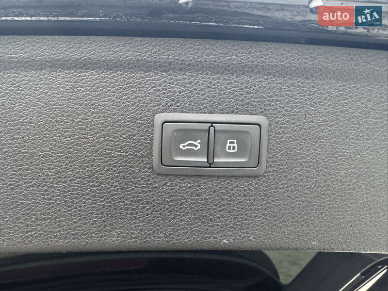 Позашляховик / Кросовер Audi Q5 2019 в Києві