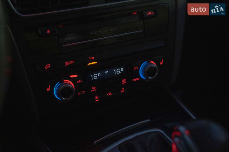 Внедорожник / Кроссовер Audi Q5 2016 в Черновцах