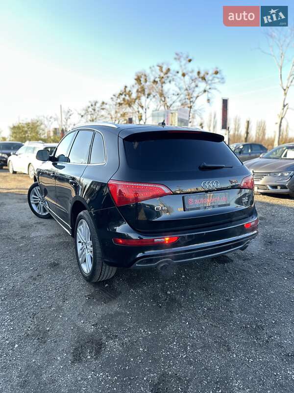 Позашляховик / Кросовер Audi Q5 2012 в Білогородці