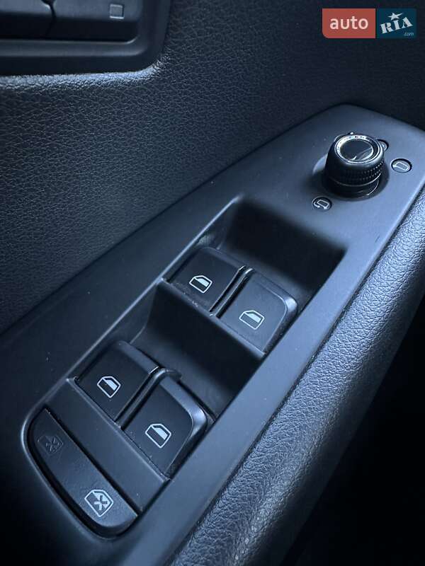 Позашляховик / Кросовер Audi Q5 2012 в Білогородці