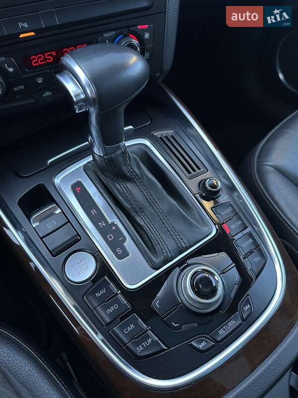 Позашляховик / Кросовер Audi Q5 2012 в Білогородці