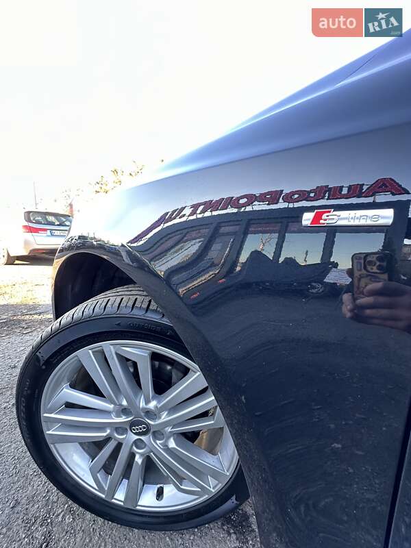 Позашляховик / Кросовер Audi Q5 2012 в Білогородці