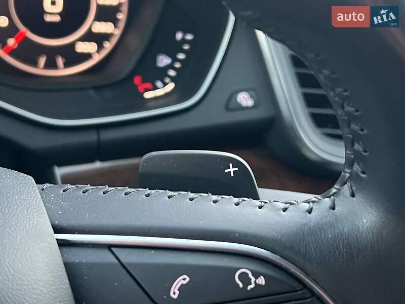 Позашляховик / Кросовер Audi Q5 2017 в Києві