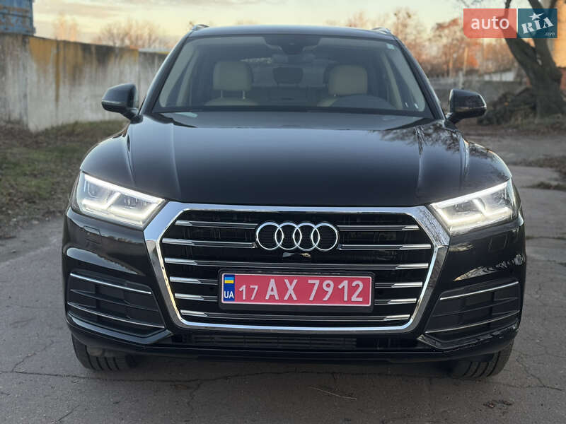 Позашляховик / Кросовер Audi Q5 2018 в Лубнах фото 32 Позашляховик / Кросовер Audi Q5 2018 в Лубнах