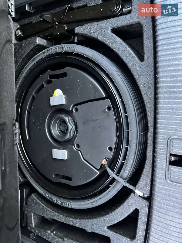 Позашляховик / Кросовер Audi Q5 2020 в Києві фото 28 Позашляховик / Кросовер Audi Q5 2020 в Києві