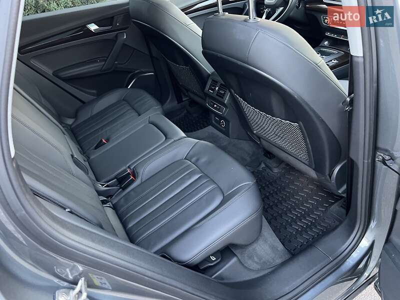 Позашляховик / Кросовер Audi Q5 2020 в Києві фото 29 Позашляховик / Кросовер Audi Q5 2020 в Києві