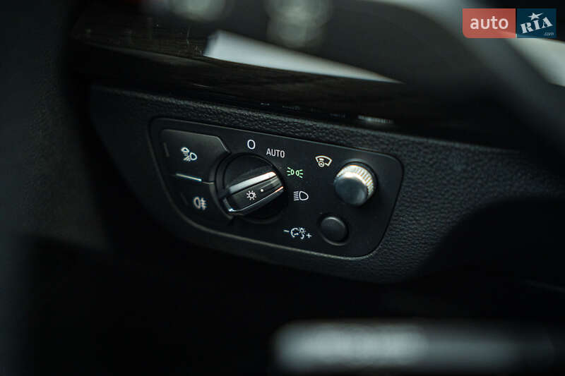 Внедорожник / Кроссовер Audi Q5 2018 в Черновцах