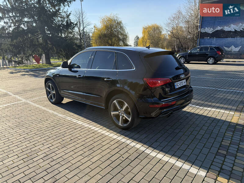 Позашляховик / Кросовер Audi Q5 2014 в Луцьку