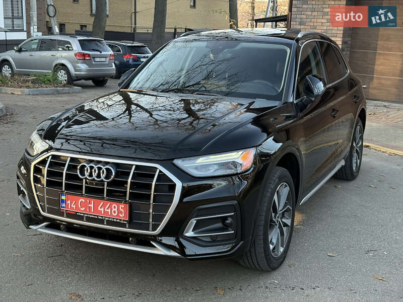 Позашляховик / Кросовер Audi Q5 2021 в Києві