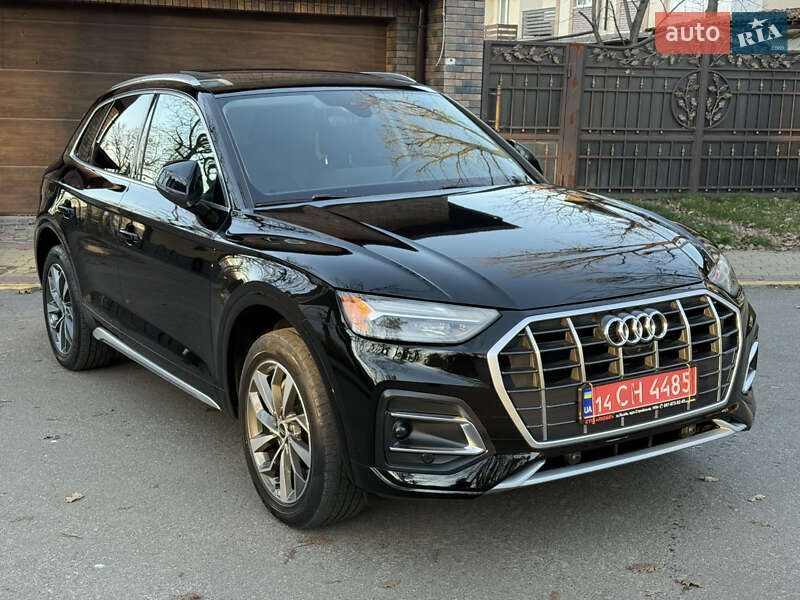 Позашляховик / Кросовер Audi Q5 2021 в Києві
