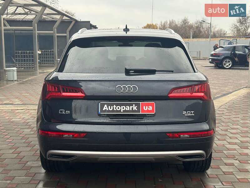 Позашляховик / Кросовер Audi Q5 2017 в Запоріжжі