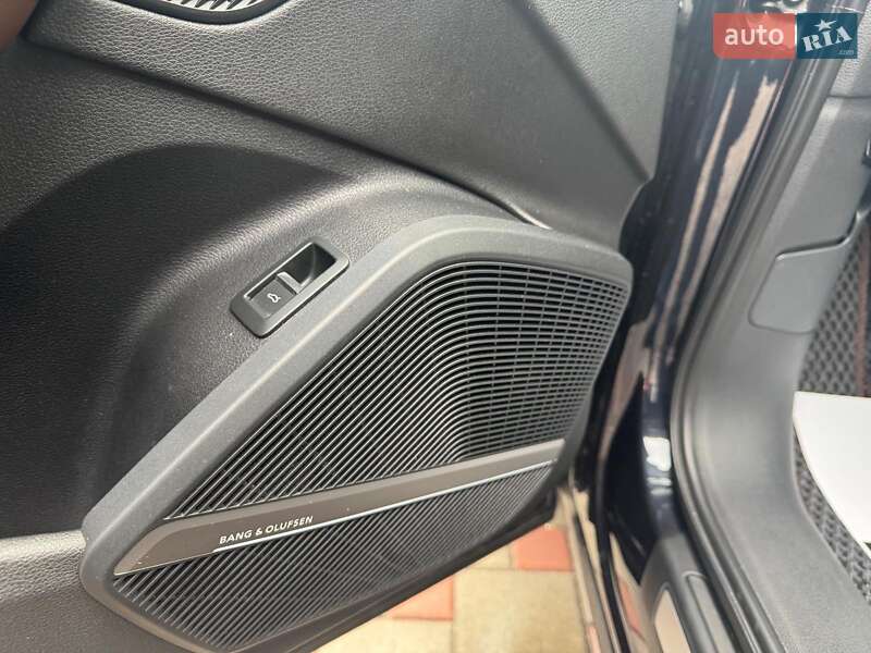 Позашляховик / Кросовер Audi Q5 2017 в Запоріжжі