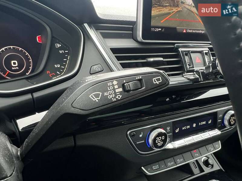 Позашляховик / Кросовер Audi Q5 2019 в Києві