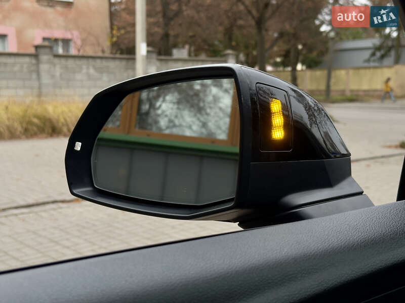 Позашляховик / Кросовер Audi Q5 2021 в Рівному