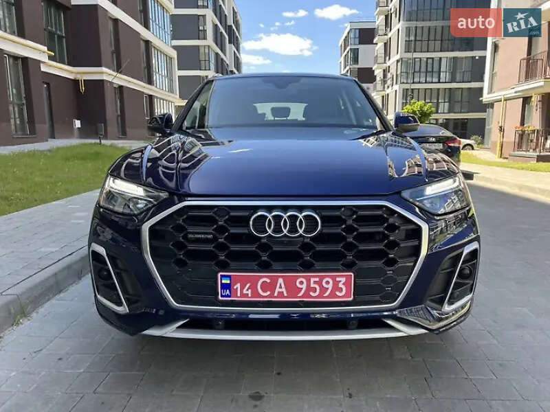 Внедорожник / Кроссовер Audi Q5 2021 в Львове