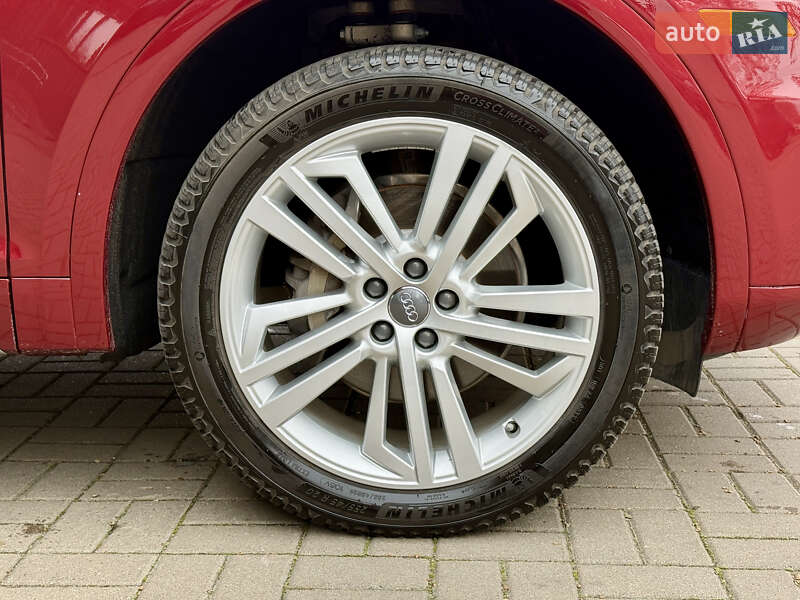 Внедорожник / Кроссовер Audi Q5 2018 в Ровно